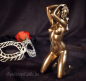 Preview: akt bronze erotik figur frau nackt hoch kniend arme oben