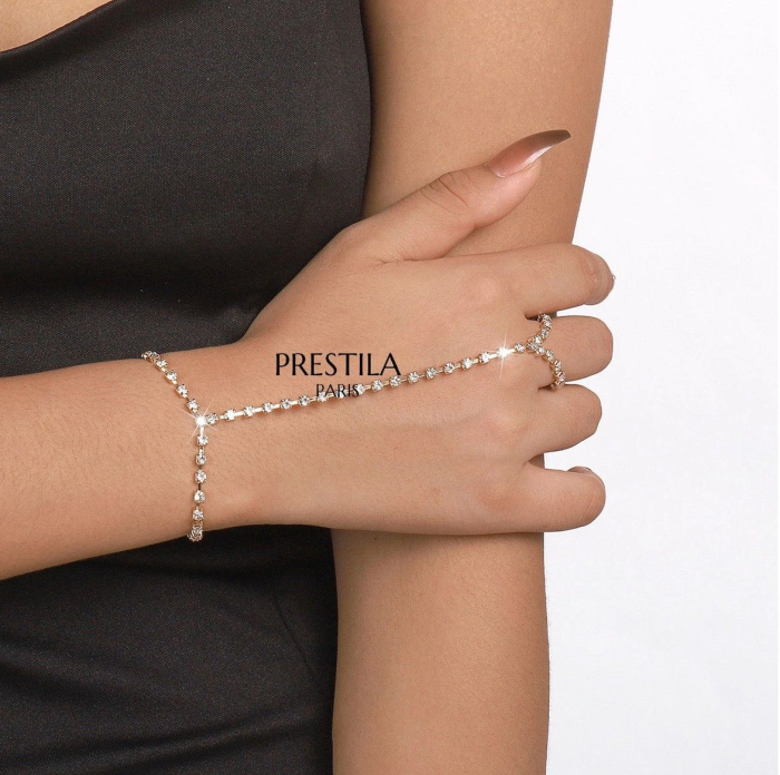 strassarmband mit fingerschmuck gold boutiqueburlesque